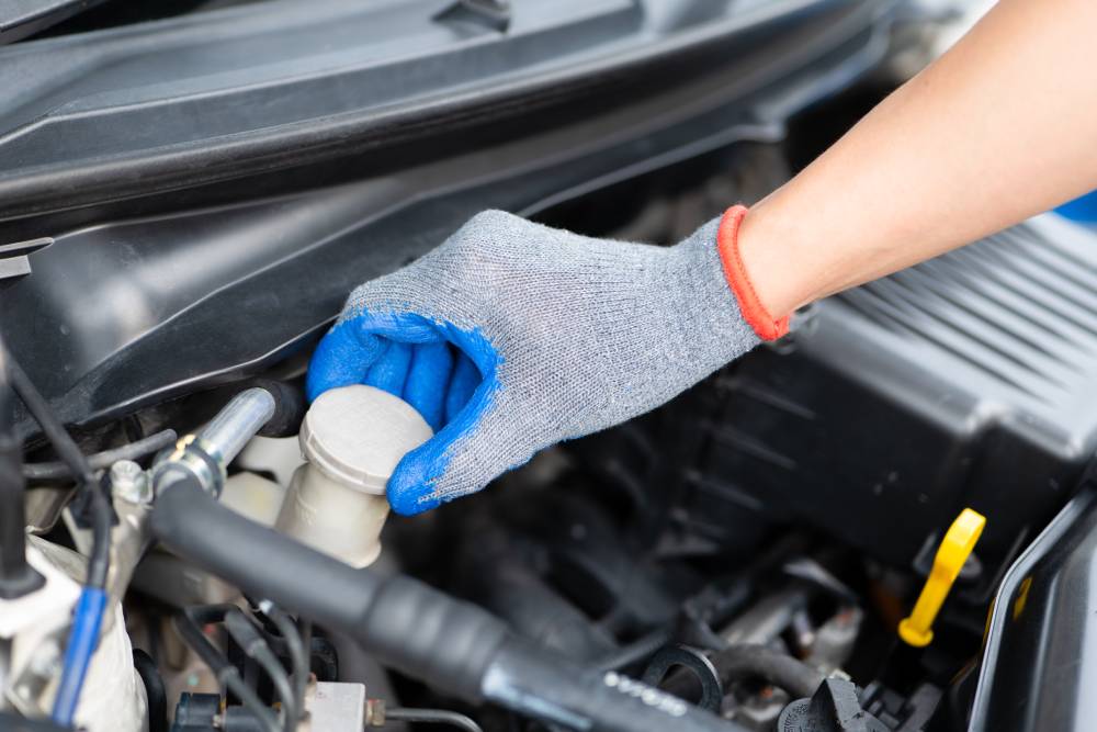 How To Check Brake Fluid: Quick Inspection Method