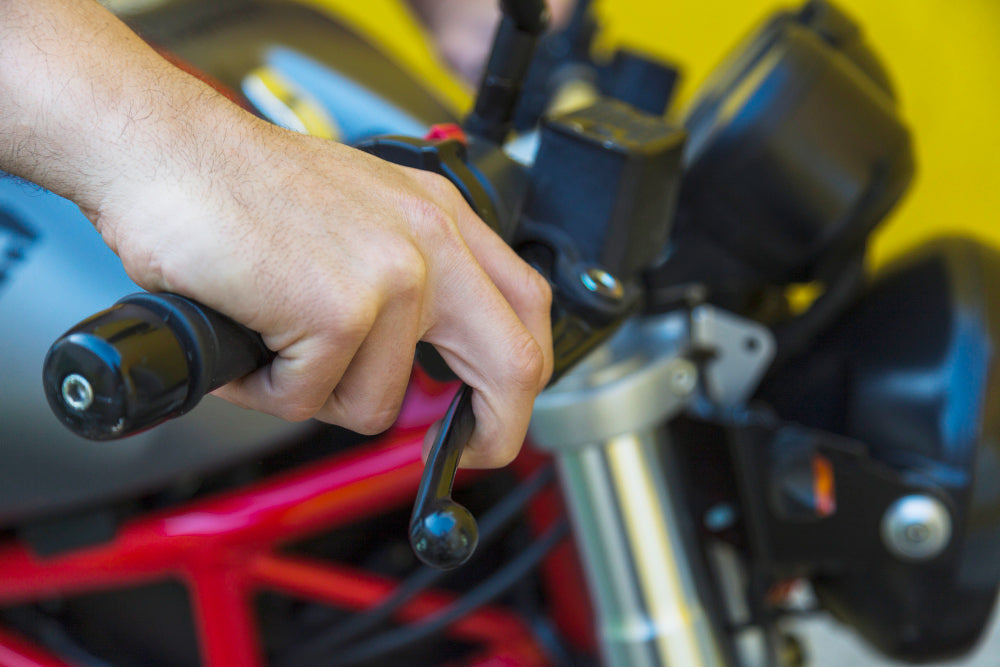Why Does Motorcycle Clutch Slipping Happen? 5 Common Causes
